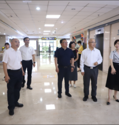 苏建明书记一行调研成都双楠医院